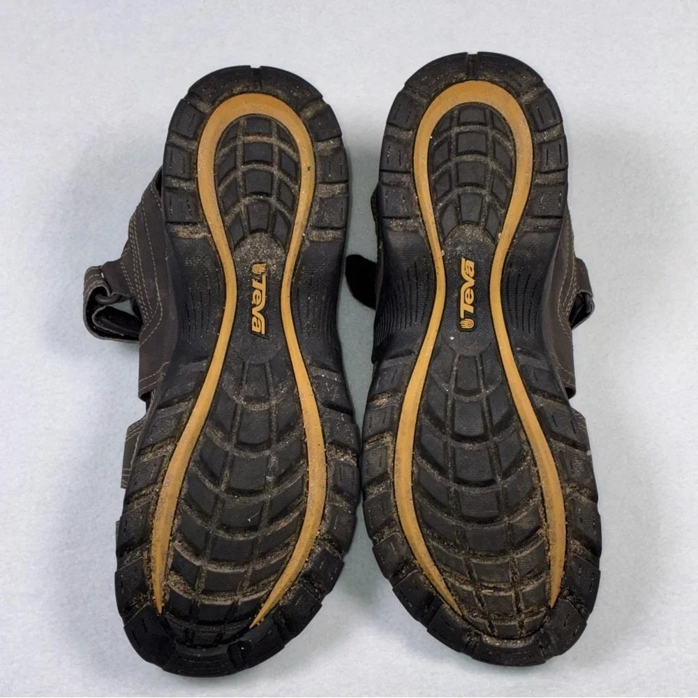 Teva Forebay Men's Sz 11 Brown Leather Hook & Loop Sport Hiking Sandal